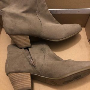 Carlos by Carlos Santana suede booties